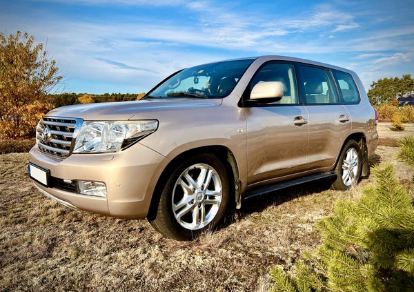Toyota Land Cruiser cena 169690 przebieg: 190400, rok produkcji 2008 z Tyczyn małe 211